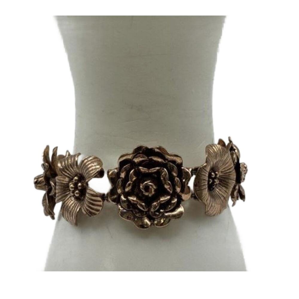 Vintage Cookie Lee Antique Gold Flower Bracelet - Picture 11 of 11